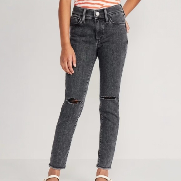 Old Navy Other - Old Navy High-Waisted Rockstar 360° Stretch Ripped Jeggings Size 7